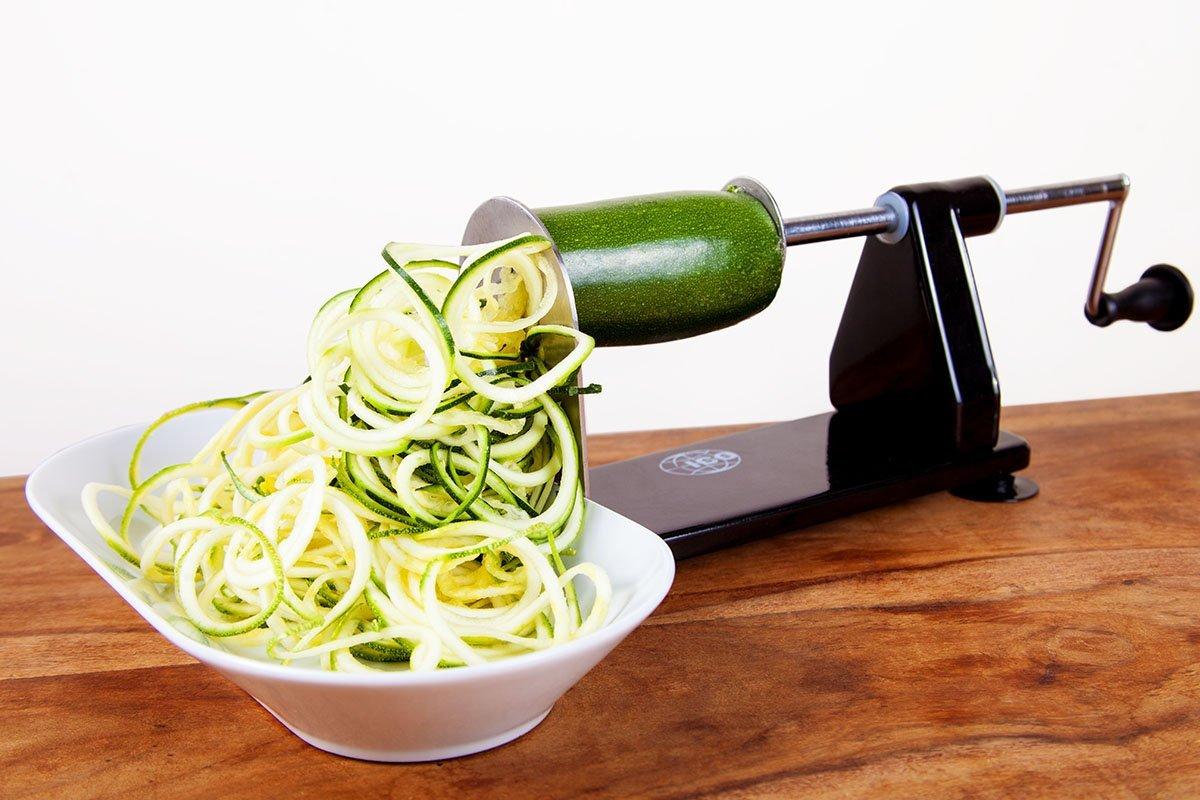 metal-spiralizer-courgette